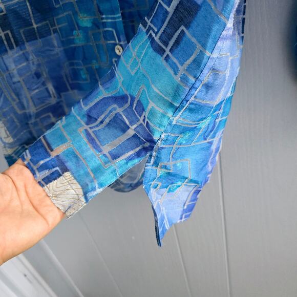 Mirasol Blue Abstract Blouse M – Linen Blend, Classic, Minimalist - Picture 5 of 8